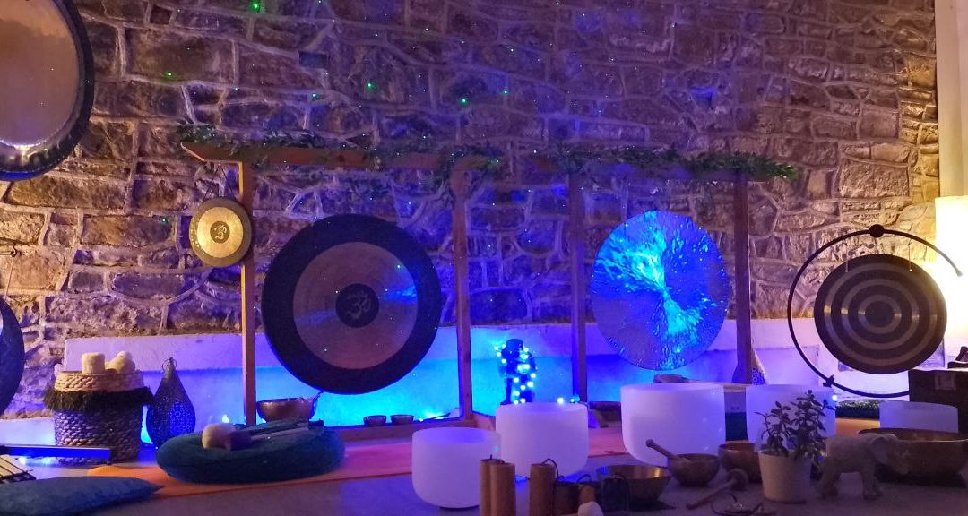 Secrets to Playing Crystal Bowls for Sound Bath Like a Pro